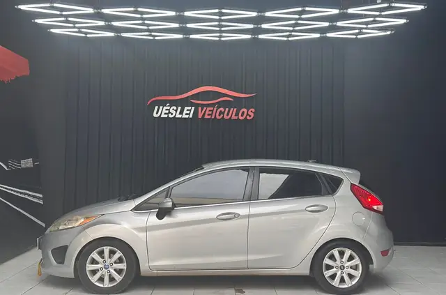 Carro Ford New Fiesta Hatch 2013 SE 1.6 16V (Flex)