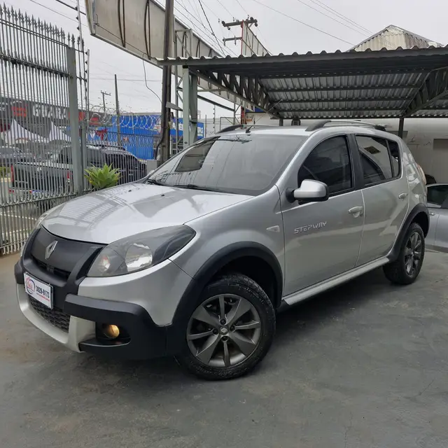 Carro Renault Sandero Stepway 2013 1.6 8V (Flex)