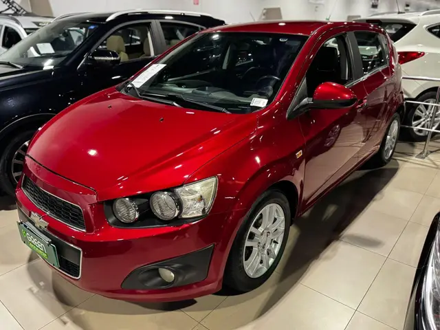 Carro Chevrolet Sonic 2013 Hatch LTZ 1.6 (Aut)