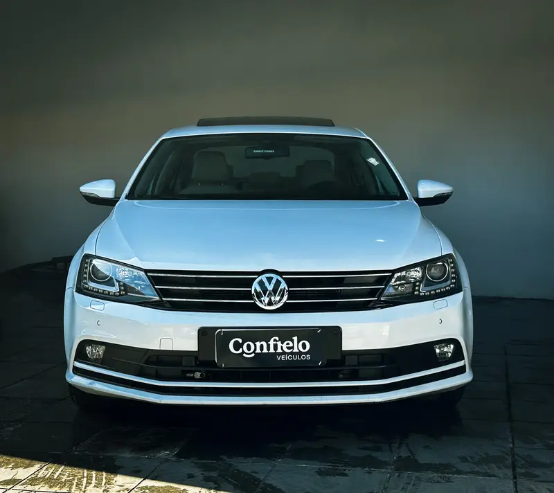 Volkswagen Jetta 2.0 TSI Highline DSG
