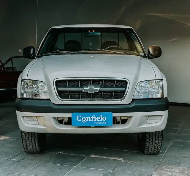 Carro Chevrolet S10 Cabine Simples 2003 S10 4x2 2.4 MPFi (Cab Simples)