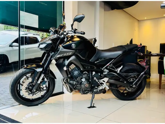Carro Yamaha MT-09  2021 ABS