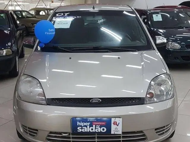 Carro Ford Fiesta Hatch 2007 1.0