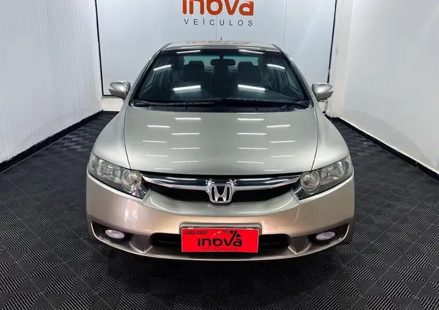Carro Honda Civic 2011 New  LXS 1.8 16V i-VTEC (Flex)
