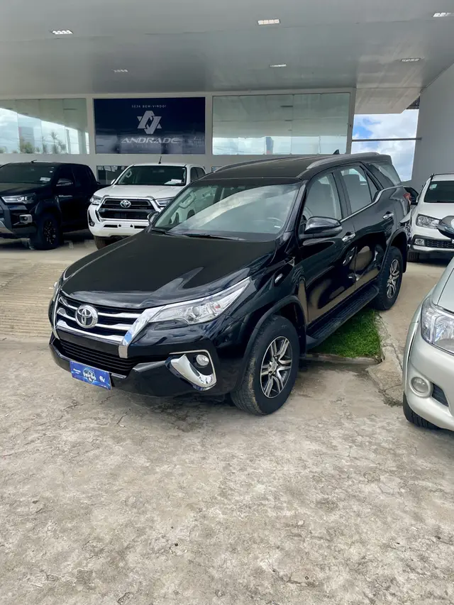 Carro Toyota SW4 2020 2.7 SRV 7L 4x2 (Aut) (Flex)