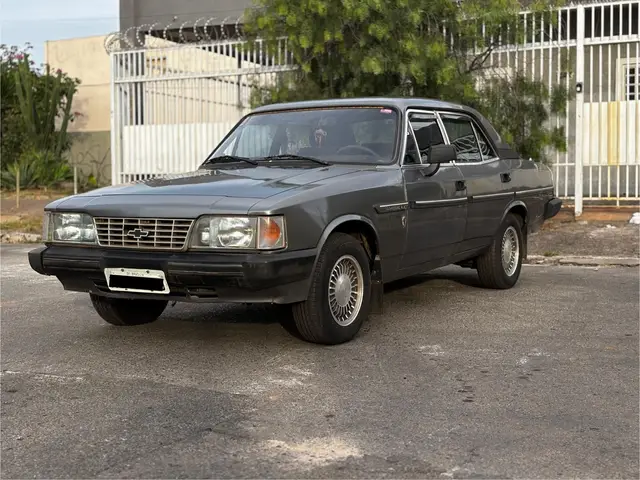 Carro Chevrolet Opala 1990 Sedan Comodoro SLE 2.5