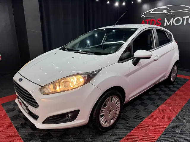 Carro Ford New Fiesta Hatch 2015 New Fiesta SE 1.5 16V