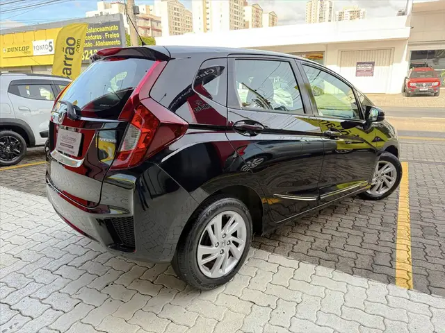 Carro Honda Fit 2015 1.5 16v LX CVT (Flex)
