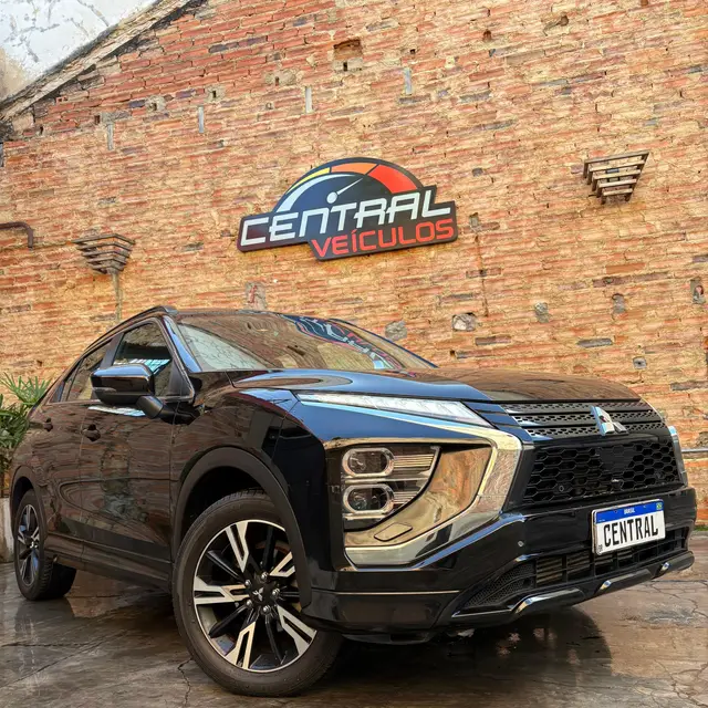 Carro Mitsubishi Eclipse Cross 2023 HPE-S 1.5 (Aut.)