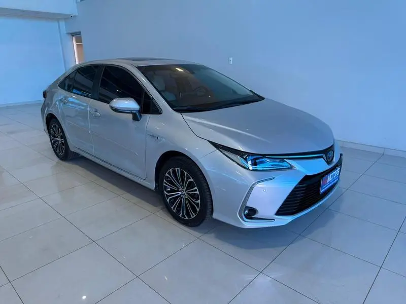 Toyota Corolla Altis Hybrid 1.8 (flex) (Aut)