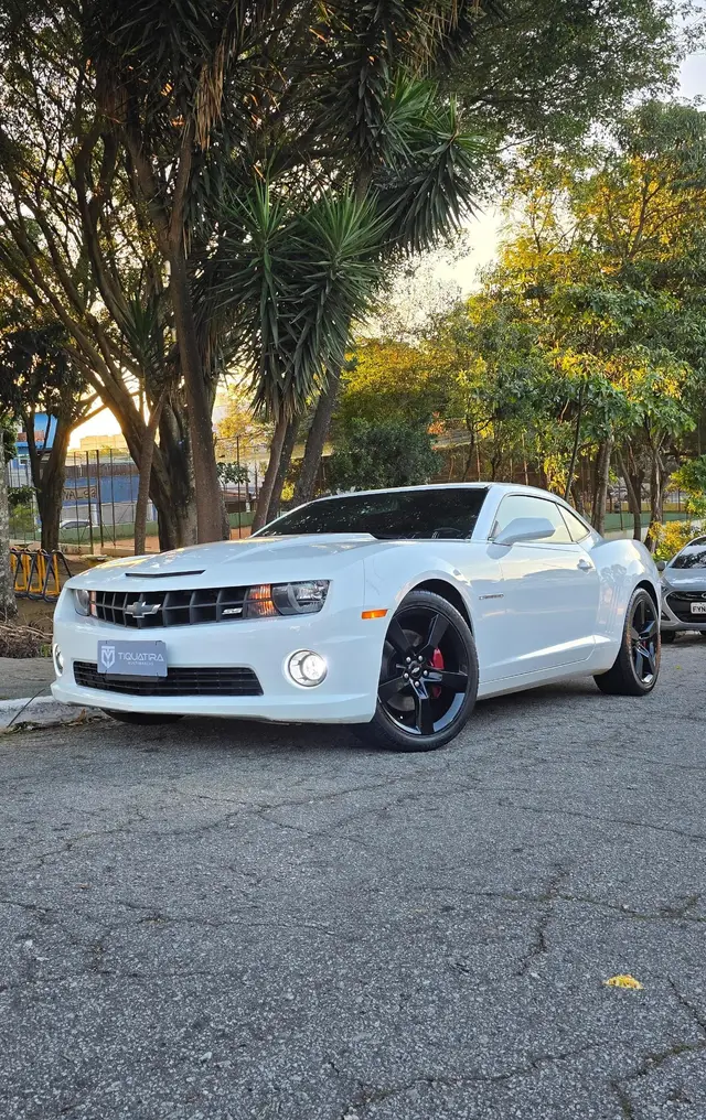 Carro Chevrolet Camaro 2012 6.2 2SS