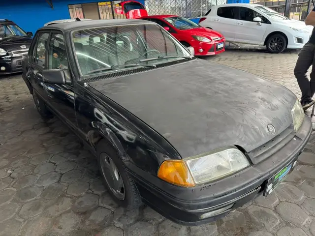 Carro Chevrolet Monza 1992 Sedan Barcelona 2.0 EFi
