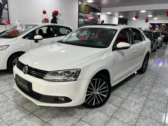 Carro Volkswagen Jetta 2013 2.0 Comfortline Tiptronic (Flex)