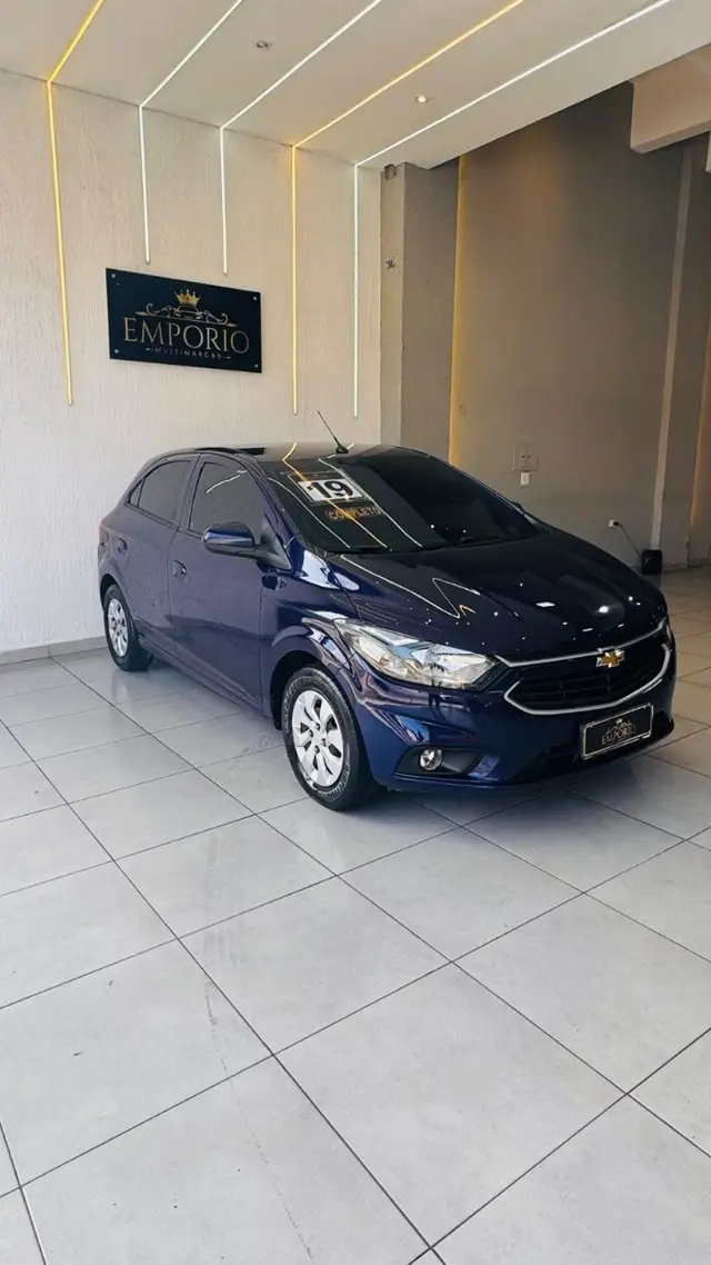 Carro Chevrolet Onix 2018 1.4 LT SPE/4