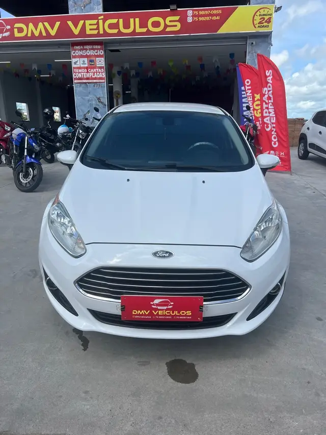 Carro Ford New Fiesta Sedan 2014 1.6 Titanium PowerShift (Flex)