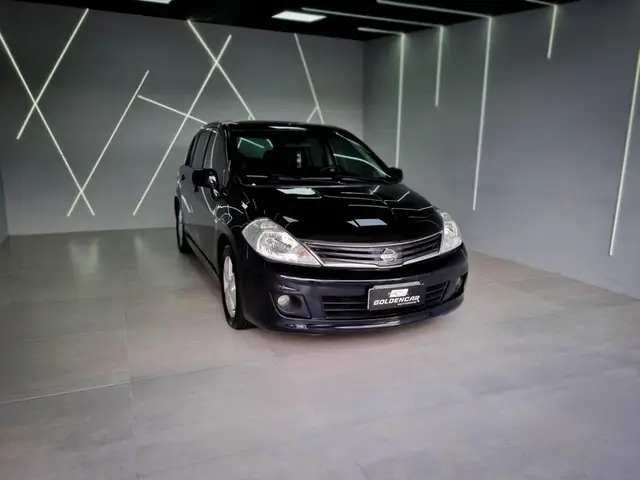 Carro Nissan Tiida 2013 SL 1.8 (flex)