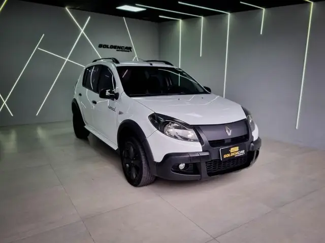 Carro Renault Sandero 2014 Authentique 1.0 16V (flex)