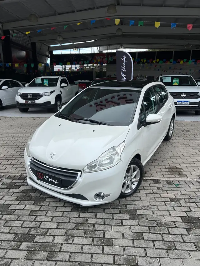 Carro Peugeot 208 2015 Allure 1.5 8V (Flex)