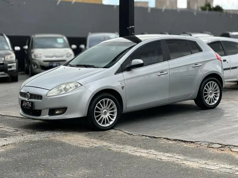 Fiat Bravo Essence 1.8 16V Dualogic (Flex)
