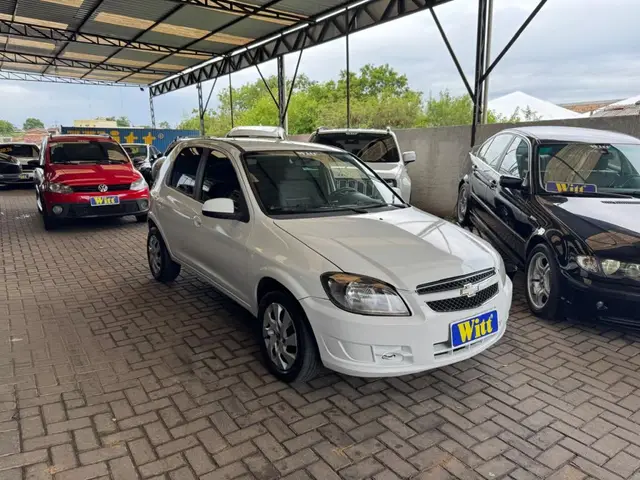 Carro Chevrolet Celta 2015 LT 1.0 (Flex)