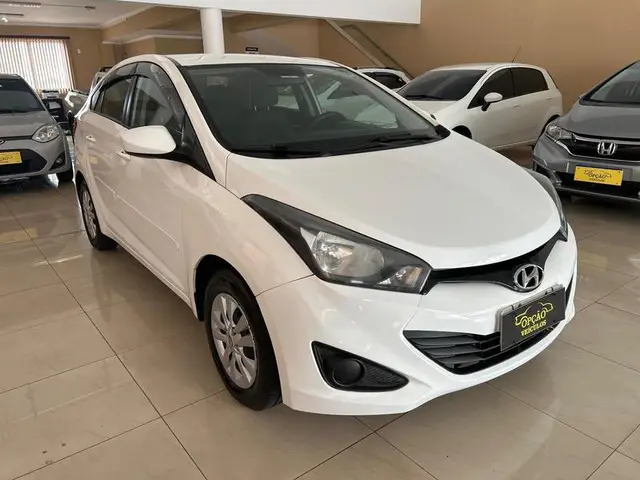 Carro Hyundai HB20S 2015 1.6 Comfort Plus (Flex)