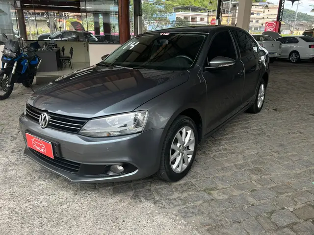 Carro Volkswagen Jetta 2014 2.0 Comfortline Tiptronic (Flex)