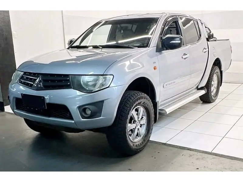 Mitsubishi L200 Triton Sport 3.2 Di-D 4x4 GLX