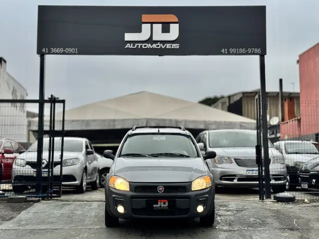 Carro Fiat Strada 2014 Working 1.4 (Flex) (Cabine Estendida)