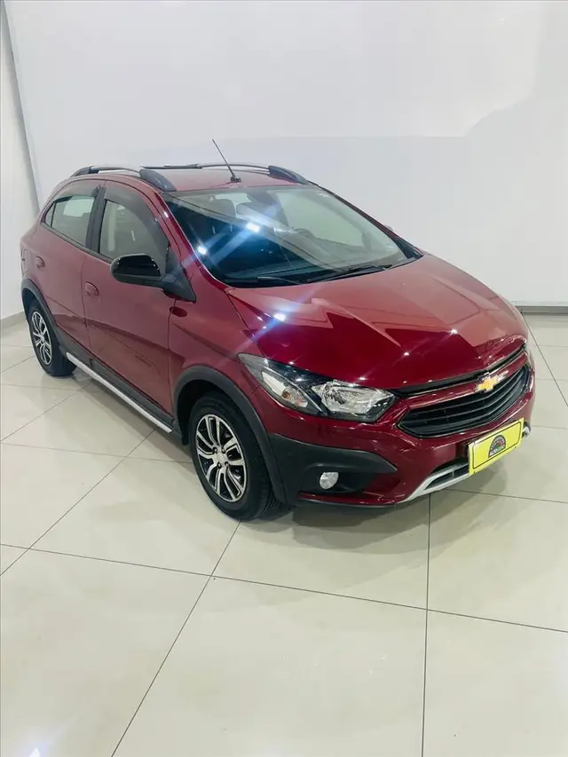 Carro Chevrolet Onix 2018 1.4 Activ SPE/4 (Aut)