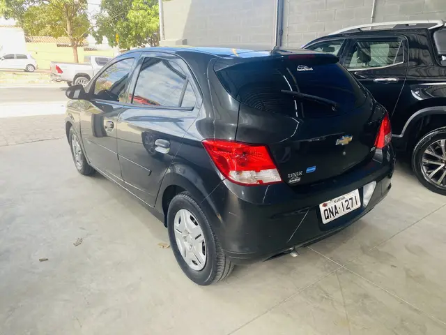 Carro Chevrolet Onix 2018 1.0 Joy SPE/4