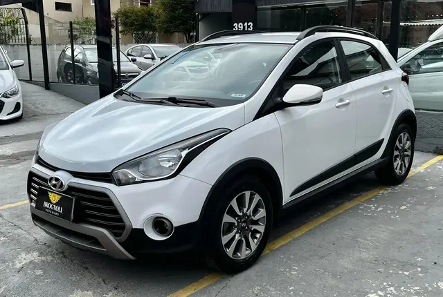 Carro Hyundai HB20X 2018 Style 1.6 (Flex)