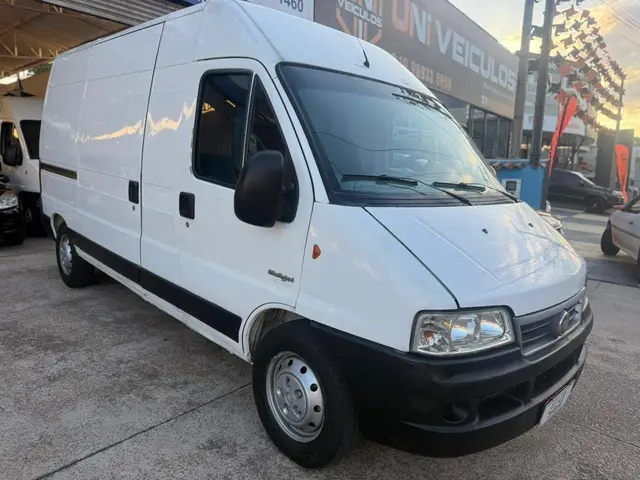 Carro Fiat Ducato 2015 2.3 TDI Multijet 12m³ MaxiCargo