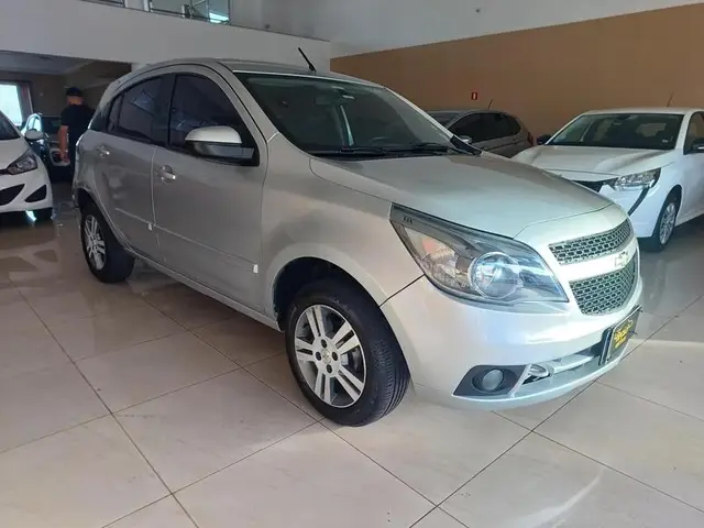 Carro Chevrolet Agile 2013 LTZ 1.4 Easytronic (Flex)