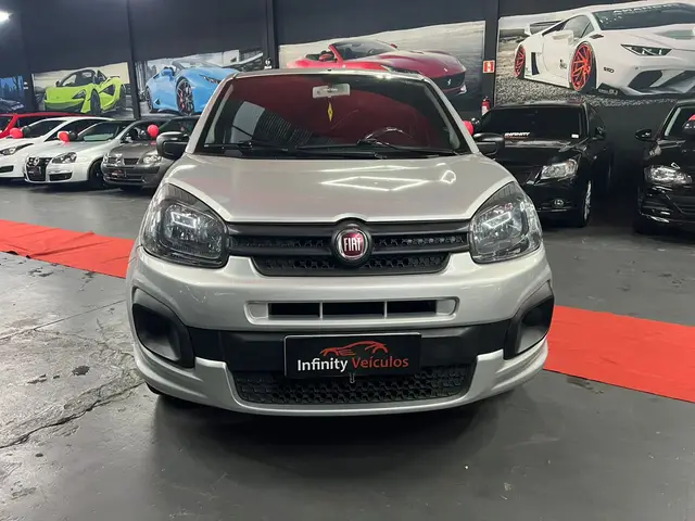 Carro Fiat Uno 2019 Attractive 1.0 8V (Flex) 4p