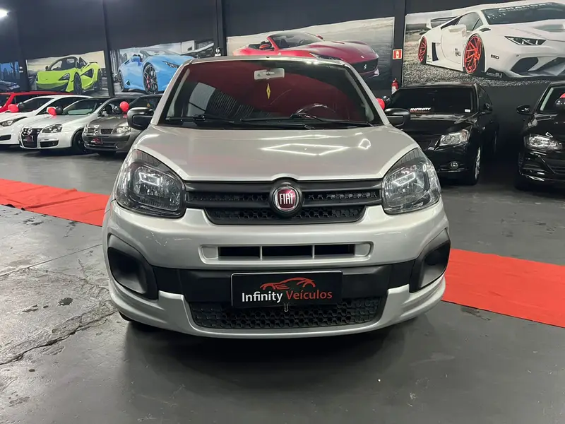 Fiat Uno Attractive 1.0 8V (Flex) 4p