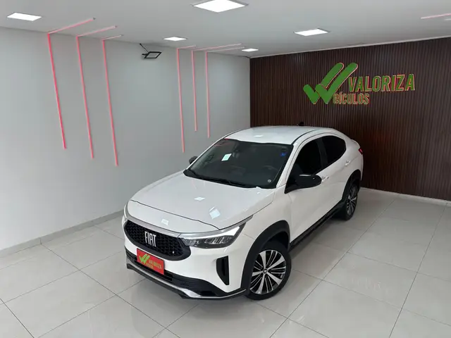 Carro Fiat Fastback 2024 Audace