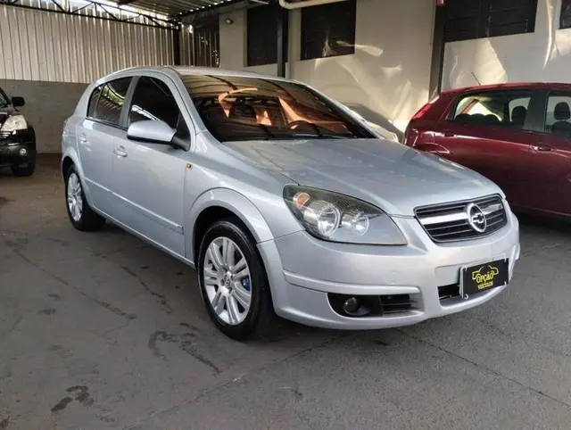 Carro Chevrolet Vectra GT 2008 2.0 8V (Flex)