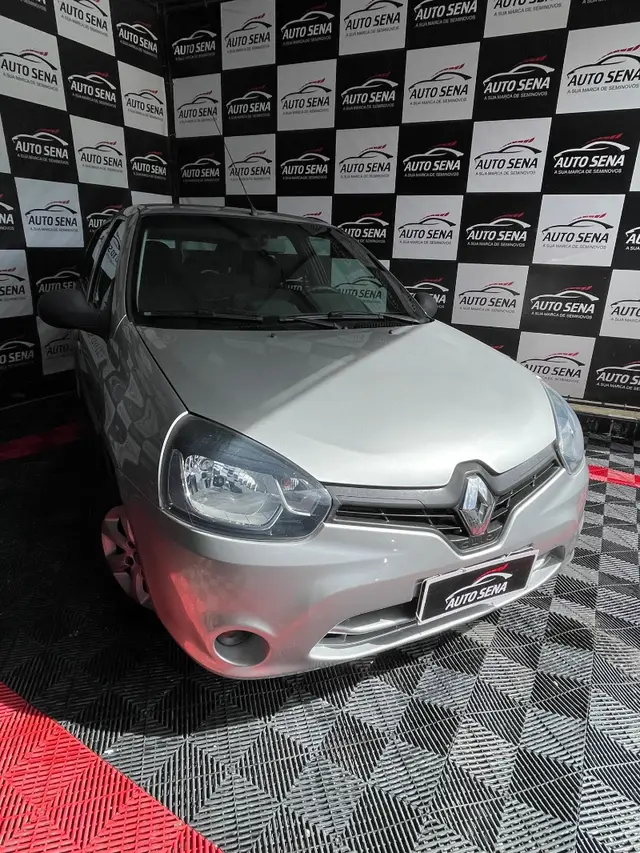 Carro Renault Clio 2014 Hatch. RN 1.0 16V