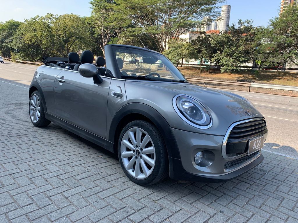Cooper Cabrio Cooper 1.5 Turbo 12V Aut.