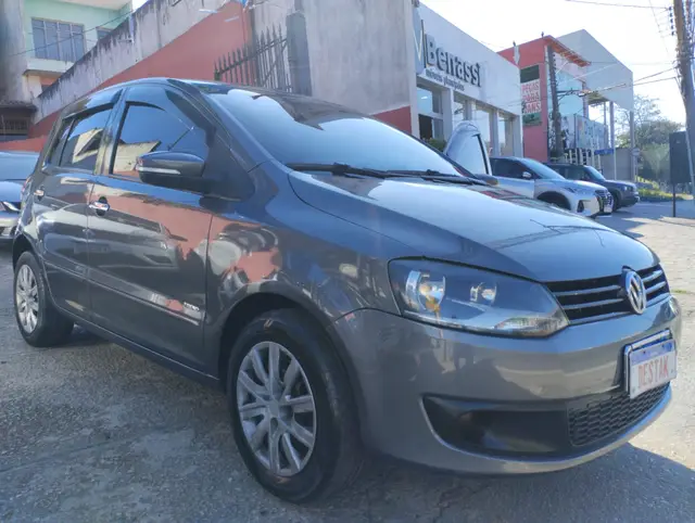 Carro Volkswagen Fox 2013 1.0 TEC (Flex) 2p