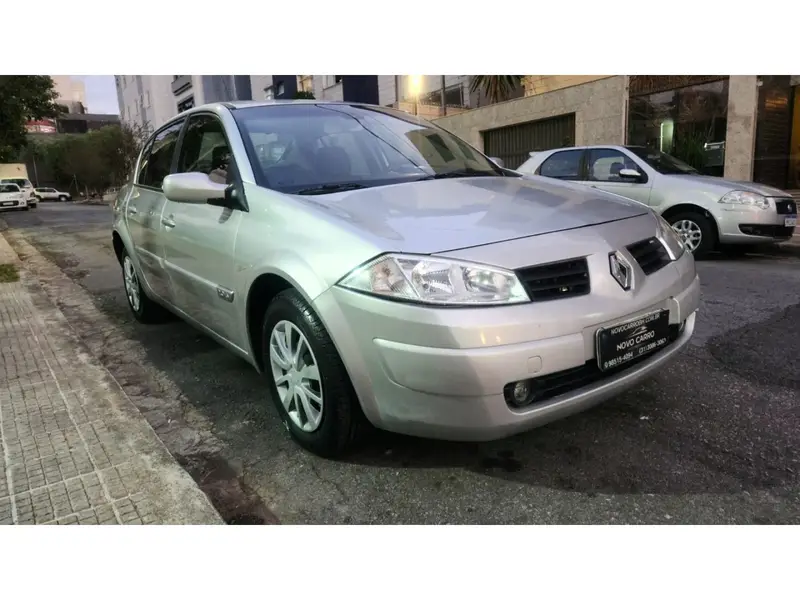 Renault Megane Sedan Mégane Sedan Dynamique 2.0 16V (aut)