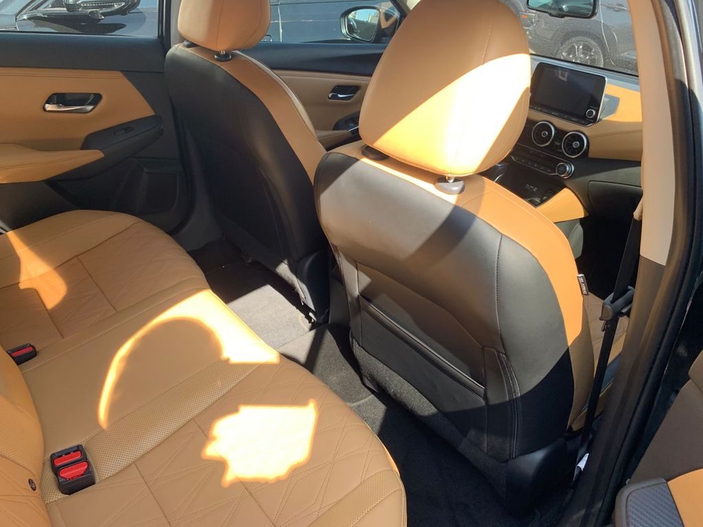 Sentra Exclusive 2.0 16V Aut.