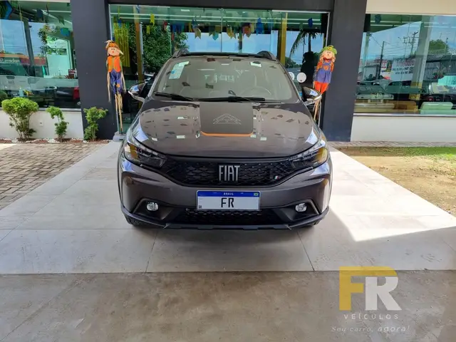 Carro Fiat Argo 2026 Trekking 1.3 CVT