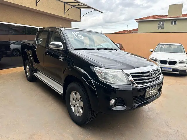 Carro Toyota Hilux Cabine Dupla 2015 Hilux 2.7 SRV CD 4x2 (Flex) (Aut)