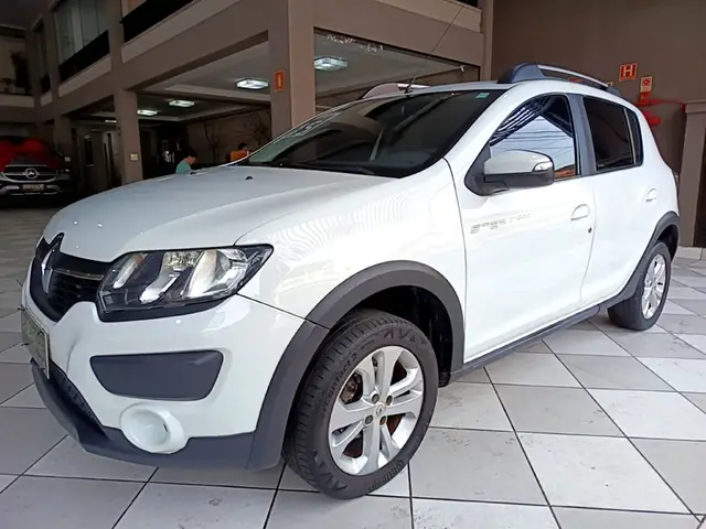 Carro Renault Sandero Stepway 2015 1.6 8V Easy-R (Flex)