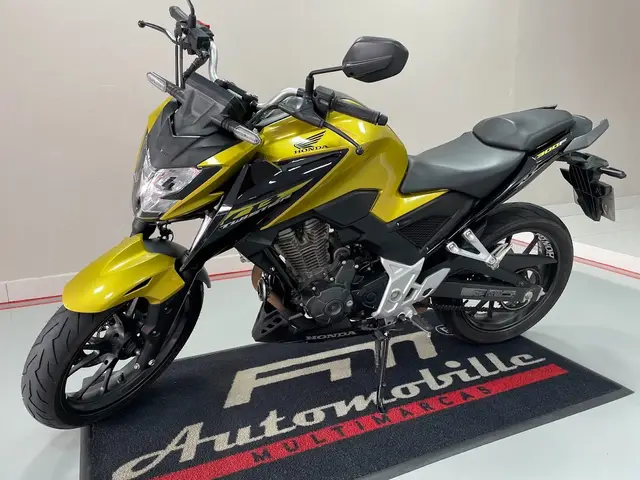 Carro Honda CB 300F Twister 2023 (ABS)