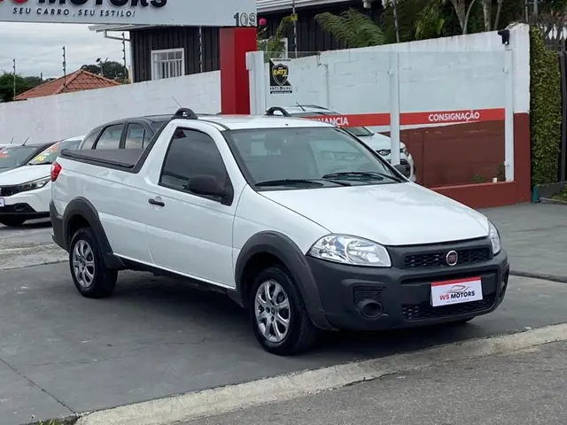 Carro Fiat Strada 2016 Working Celeb.1.4 Fire Flex 8V CS
