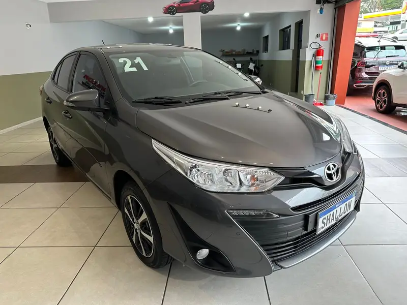 Toyota Yaris Sedan 1.5 XL Live (Flex)