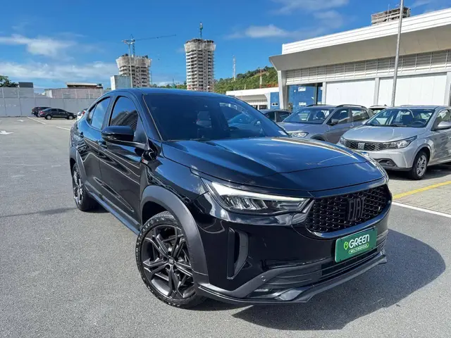 Carro Fiat Fastback 2024 Limited Edition Powered by Abarth