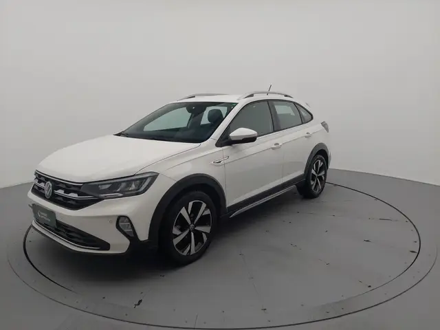 Carro Volkswagen Nivus 2024 Highline 200 TSI